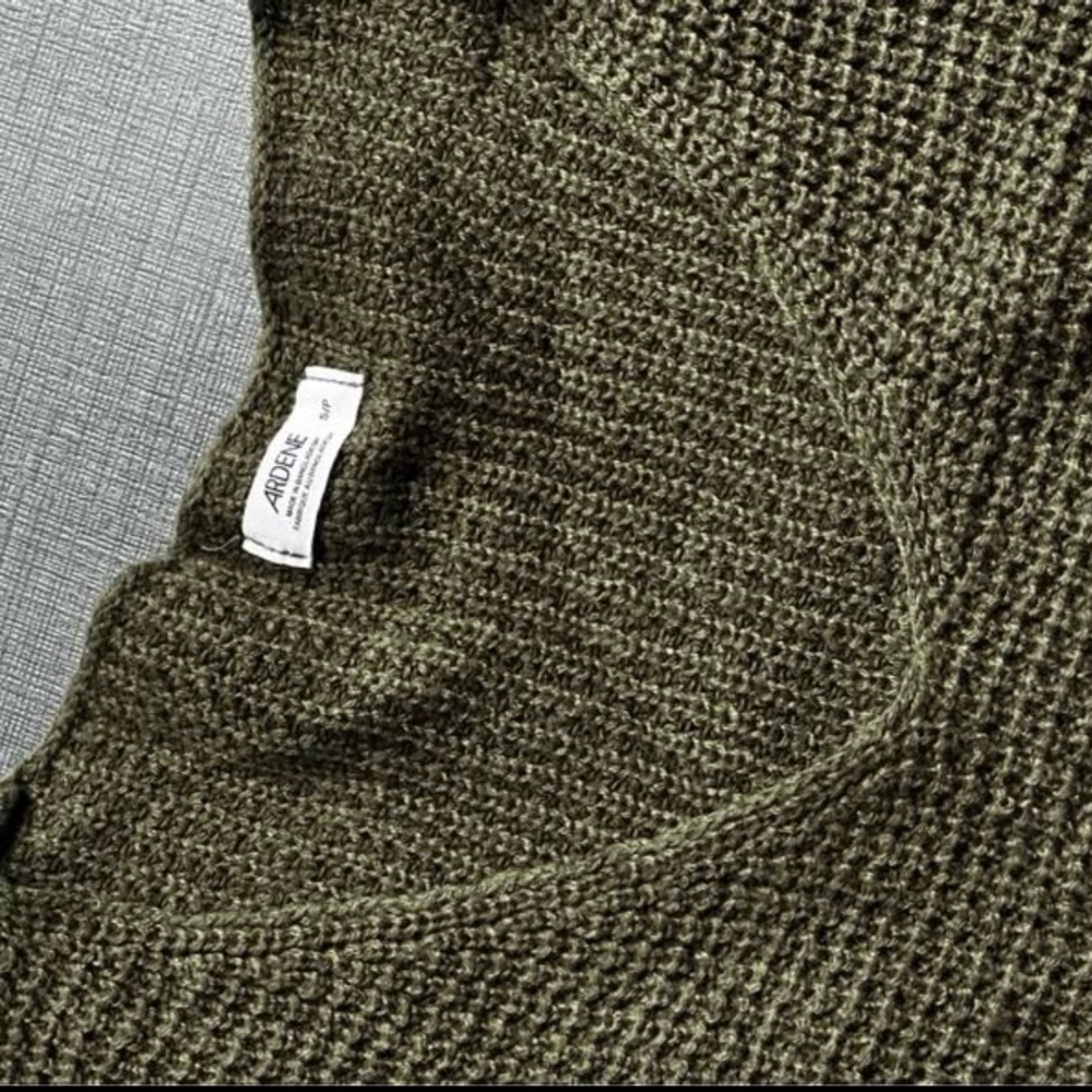 Ardene Women's Olive V-Neck Sweater